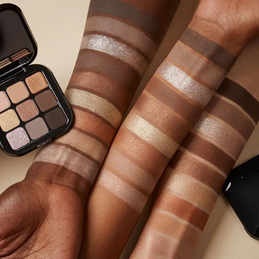 New Glamour Multi Finish Eyeshadow Palette